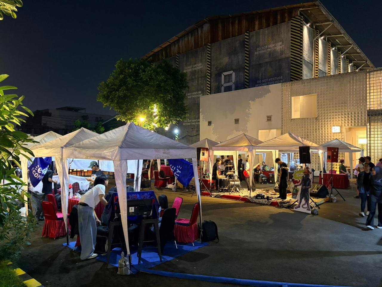 Sewa Tenda Event Malam Outdoor — BEST JKT